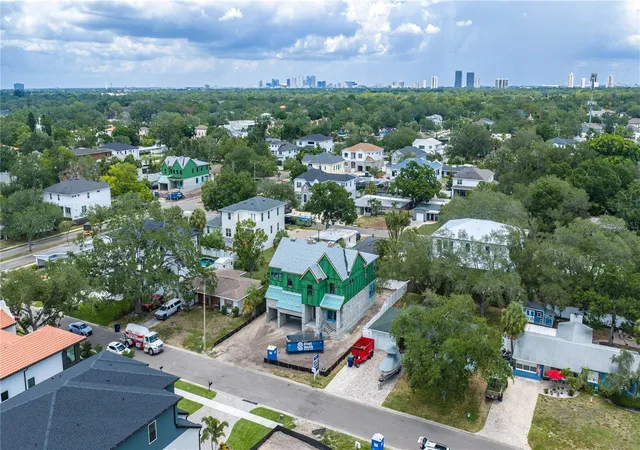 3rd image of 3606 S Belcher Dr, Tampa, FL 33629 | MLS# TB8509094