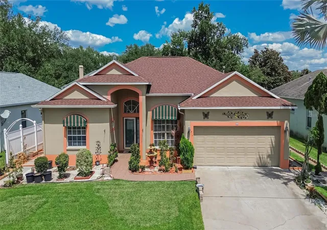 Homes for sale in Valrico, FL | 813 Innergary Pl, Valrico, FL 33594 | MLS# TB8509101