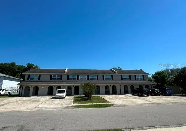2nd image of 112 Caribbean St, Deltona, FL 32725 | MLS# V4949112