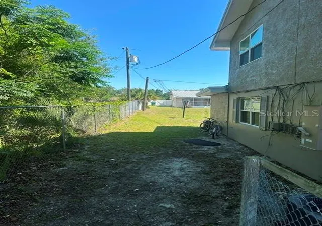 3rd image of 112 Caribbean St, Deltona, FL 32725 | MLS# V4949112
