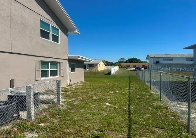 4th image of 112 Caribbean St, Deltona, FL 32725 | MLS# V4949112