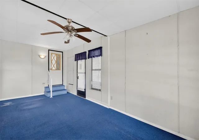 Photo 4 of Manufactured home for sale at 1625 Hilton Head Blvd, Lady Lake, FL 32159 | MLS# O6408296 | Listing updated on 2026-08-14