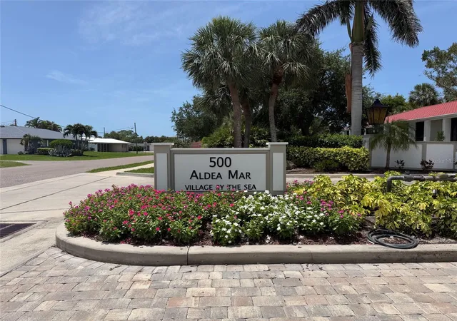 3rd image of 500 Park Blvd S, Venice, FL 34285