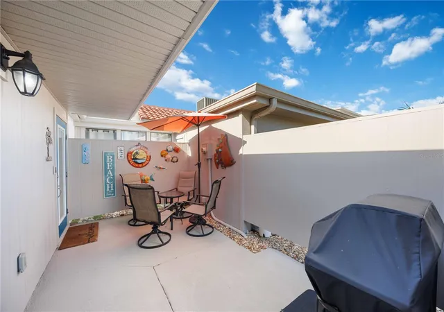 4th image of 500 Park Blvd S, Venice, FL 34285
