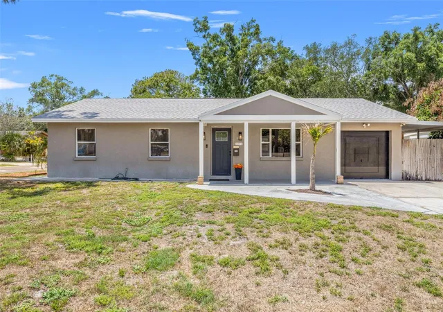 Photo 2 of Single family home for sale at 6802 Cresthill Ct, Tampa, FL 33615 | MLS# TB8509150 | Listing updated on 2026-10-04
