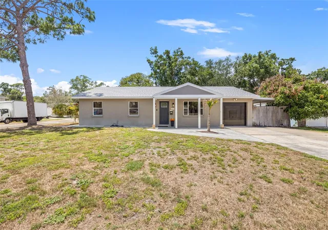 Photo 3 of Single family home for sale at 6802 Cresthill Ct, Tampa, FL 33615 | MLS# TB8509150 | Listing updated on 2026-10-04