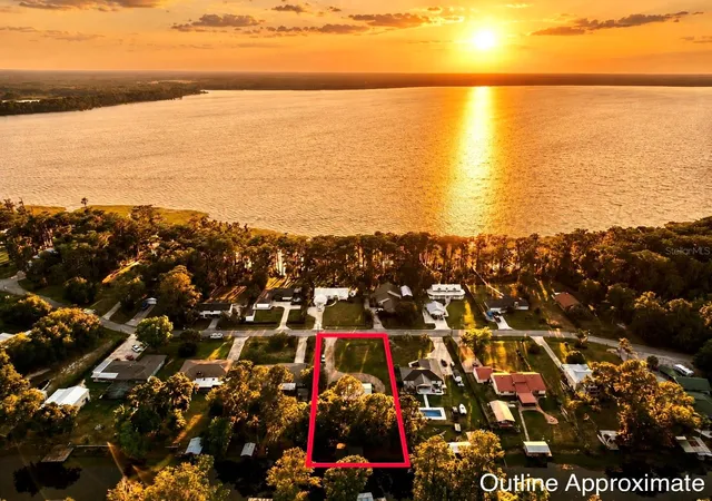 4th image of 529 Se 5Th Ave, Melrose, FL 32666 | MLS# GC540380