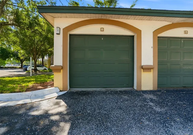 3rd image of 17101 Carrington Park Dr, Tampa, FL 33647