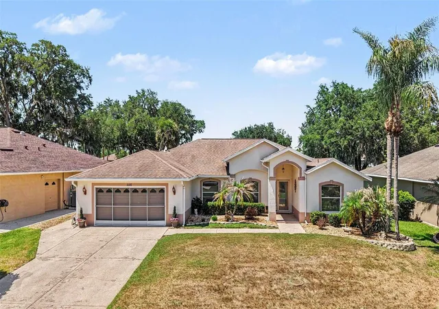 3rd image of 11132 Moshie Ln, San Antonio, FL 33576 | MLS# TB8509226