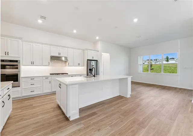 4th image of 1552 Skyline Heights Cir, Minneola, FL 34715 | MLS# G5112421