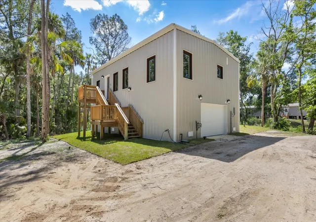 Single family home for sale at 10408 W Larchwood St, Homosassa, FL 34448 | MLS# G5112423 | Listing updated on 2026-08-05