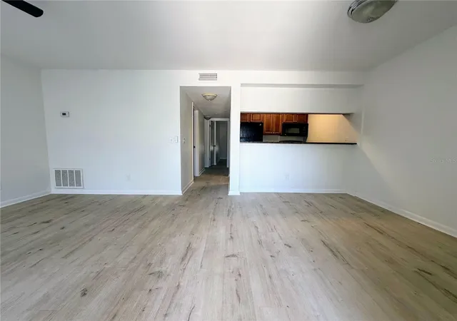 Homes for sale in Tampa, FL | 5440 S Macdill Ave #1C, Tampa, FL 33611 | MLS# TB8509239