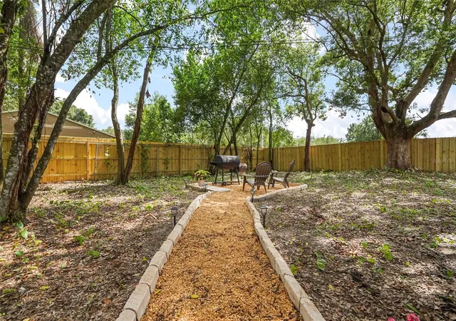 Photo 28 of Single family home for sale at 1348 Radclyffe Rd, Orlando, FL 32804 | MLS# O6408360 | Listing updated on 2026-09-07