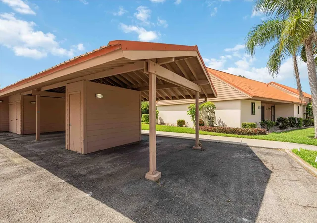 5th image of 6567 Draw Ln #104, Sarasota, FL 34238 | MLS# A4693843