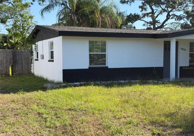Photo 3 of Single family home for sale at 6845 Carob Dr, New Port Richey, FL 34653 | MLS# TB8509246 | Listing updated on 2026-07-16