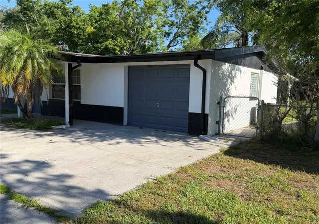 Photo 3 of Single family home for sale at 6845 Carob Dr, New Port Richey, FL 34653 | MLS# TB8509246 | Listing updated on 2026-07-16