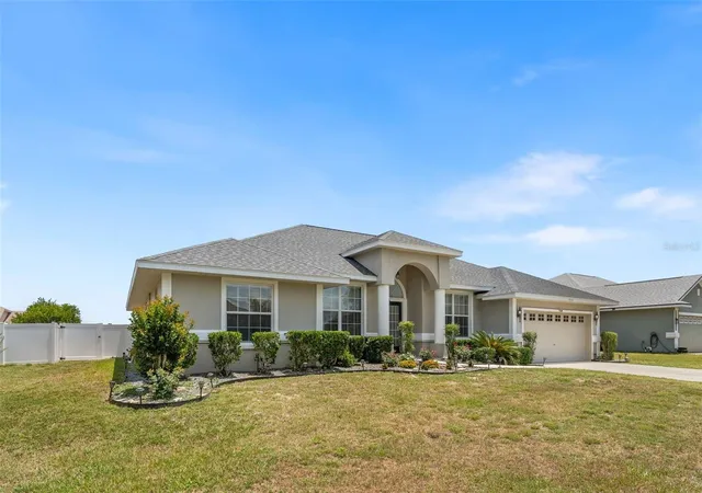 3rd image of 10161 Se 67Th Ter, Belleview, FL 34420 | MLS# OM724832