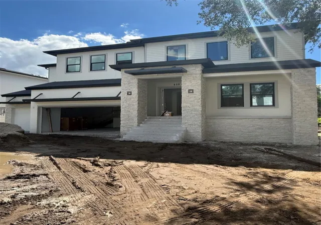 Photo 1 of Mansion for sale at 4506 W Melrose Ave, Tampa, FL 33629 | MLS# TB8509268 | Listing updated on 2026-10-26