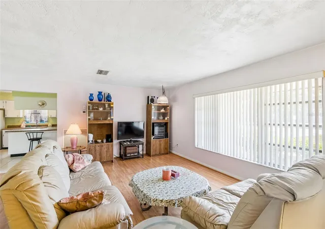 3rd image of 2059 Waterfall Dr, Spring Hill, FL 34608 | MLS# TB8509291