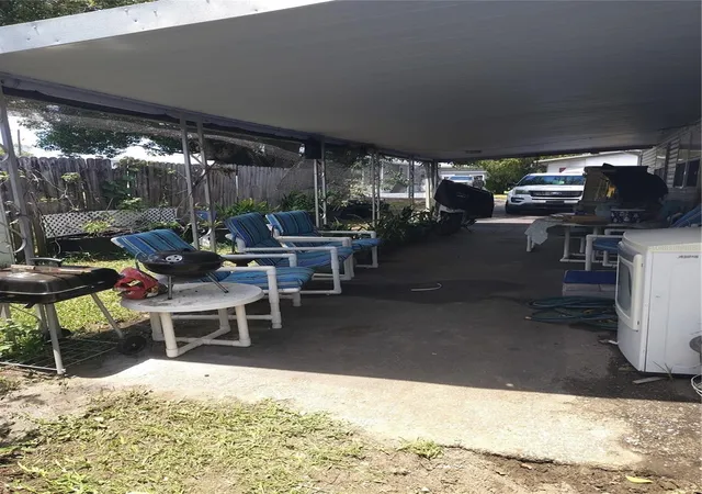 3rd image of 37748 Markland Ave, Zephyrhills, FL 33542 | MLS# TB8509305