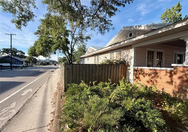 4th image of 419 W Park Ave, Tampa, FL 33602 | MLS# TB8509308