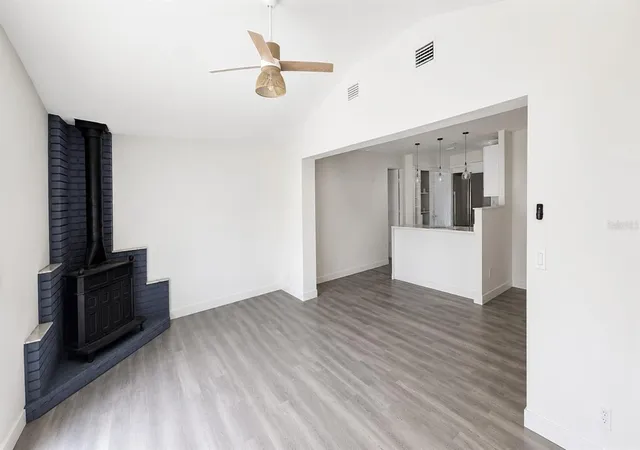 3rd image of 1080 Landers St, Ormond Beach, FL 32174 | MLS# O6408445