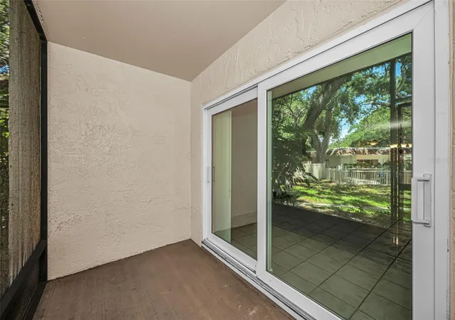 5th image of 820 Patricia Ave #109, Dunedin, FL 34698 | MLS# TB8509334