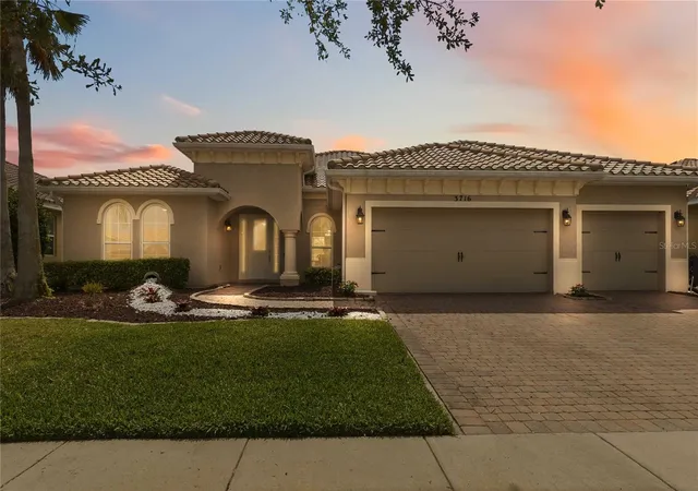 Homes for sale in Kissimmee, FL | 3716 Paradiso Cir, Kissimmee, FL 34746 | MLS# O6408454