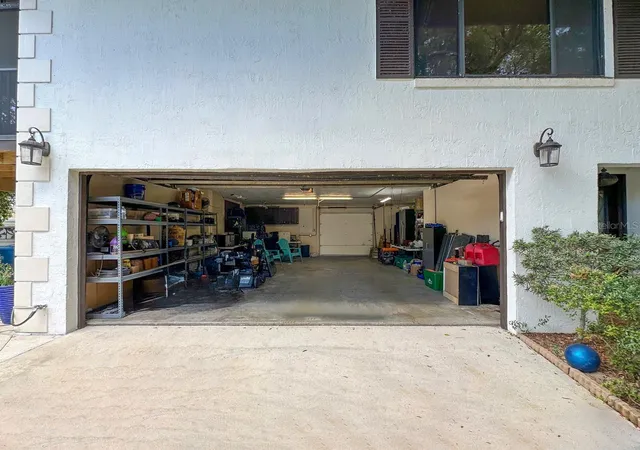 4th image of 40 Concord Dr, Ormond Beach, FL 32176 | MLS# V4949128