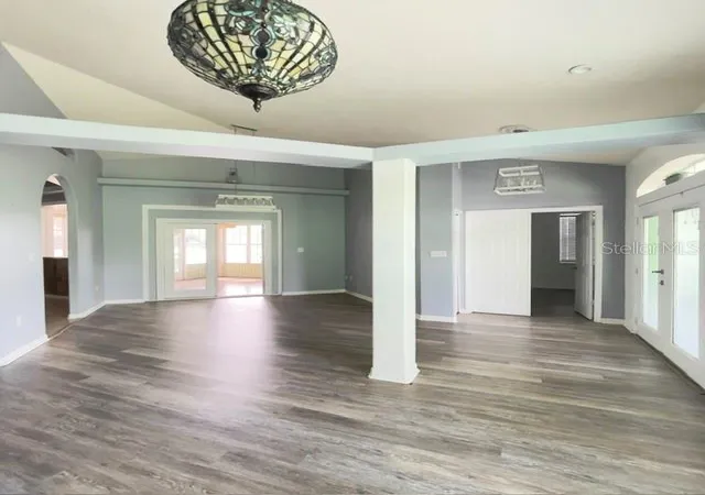 3rd image of 259 Norwalk Cir, Eagle Lake, FL 33839 | MLS# S5150053