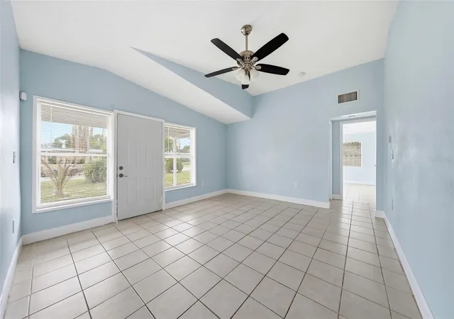 4th image of 1311 Hillcrest Dr, Daytona Beach, FL 32114 | MLS# O6408479