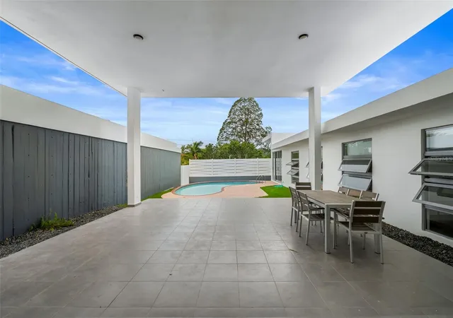 Photo 3 of Single family home for sale at La Villa De Torrimar Rey Felipe #303, Guaynabo, PR 00969 | MLS# PR9121415 | Listing updated on 2026-10-06