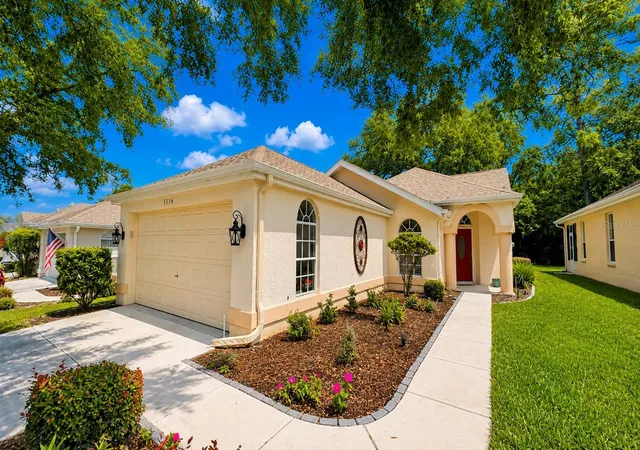2nd image of 5556 Legend Hills Ln, Spring Hill, FL 34609 | MLS# W7885832