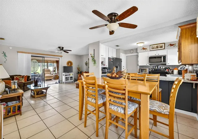 5th image of 8429 Jacqueline Ct, Zephyrhills, FL 33541 | MLS# TB8509377