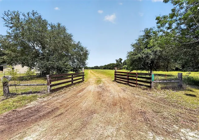 2nd image of 7755 Cr 714, Center Hill, FL 33514 | MLS# G5112460