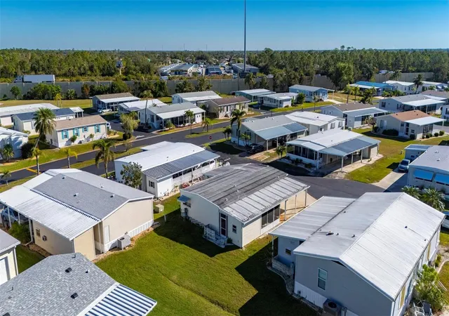 Homes for sale in Port Charlotte, FL | 1000 Kings Highway, Port Charlotte, FL 33980 | Houzeo