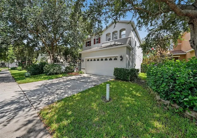 Photo 4 of Single family home for sale at 2436 Spring Holw Loop, Wesley Chapel, FL 33544 | MLS# TB8509426 | Listing updated on 2026-10-09