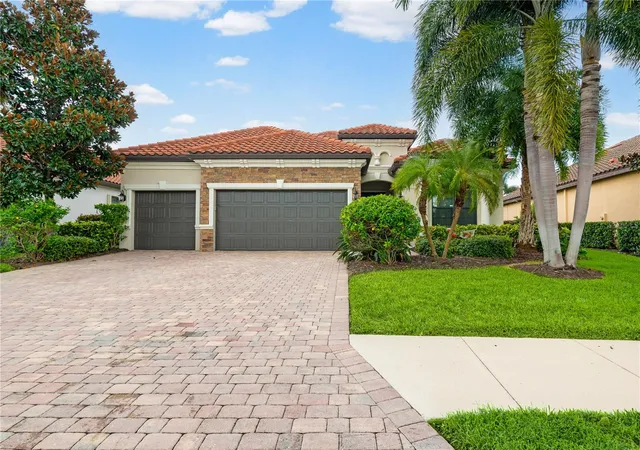 Photo 3 of Single family home for sale at 13211 Ramblewood Trl, Bradenton, FL 34211 | MLS# A4693901 | Listing updated on 2026-10-12