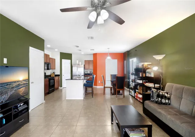 Photo 4 of Townhouse for sale at 4605 Somerset Hl Ln, Riverview, FL 33578 | MLS# TB8509436 | Listing updated on 2026-05-28