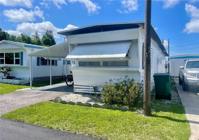Homes for sale in Palmetto, FL | 13 Tennessee St, Palmetto, FL 34221 | MLS# A4693910