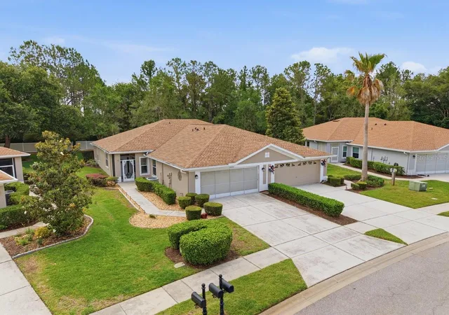 Photo 1 of Single family home for sale at 15028 Silversmith Cir, Spring Hill, FL 34609 | MLS# W7885840 | Listing updated on 2026-10-02