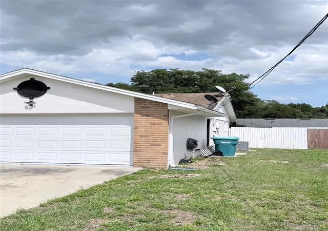 Homes for sale in Deltona, FL | 3237 London Ave, Deltona, FL 32738 | MLS# O6408566