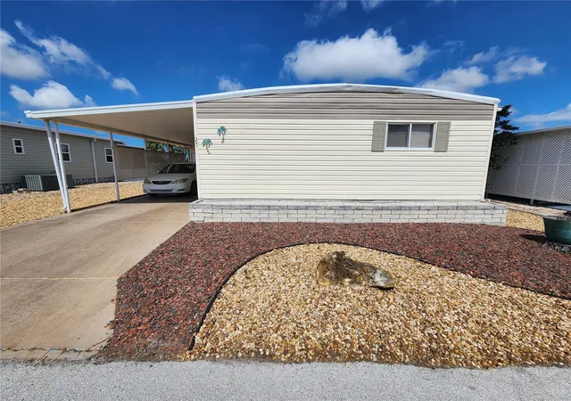 Manufactured home for sale at 808 53rd Avenue E #27, BRADENTON, FL 34203 | MLS# A4693926