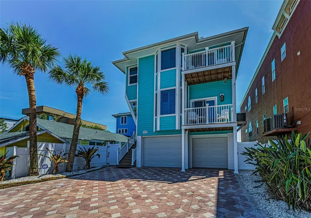 2nd image of 13303 Gulf Ln, Madeira Beach, FL 33708 | MLS# TB8509500
