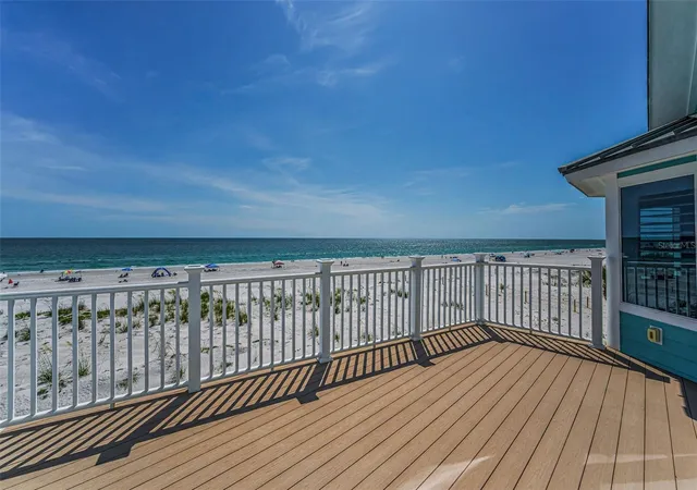 4th image of 13303 Gulf Ln, Madeira Beach, FL 33708 | MLS# TB8509500