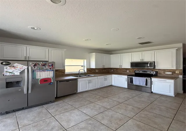 Photo 3 of Single family home for sale at 2268 Victoria Fls Dr, Orlando, FL 32824 | MLS# S5150090 | Listing updated on 2026-09-25