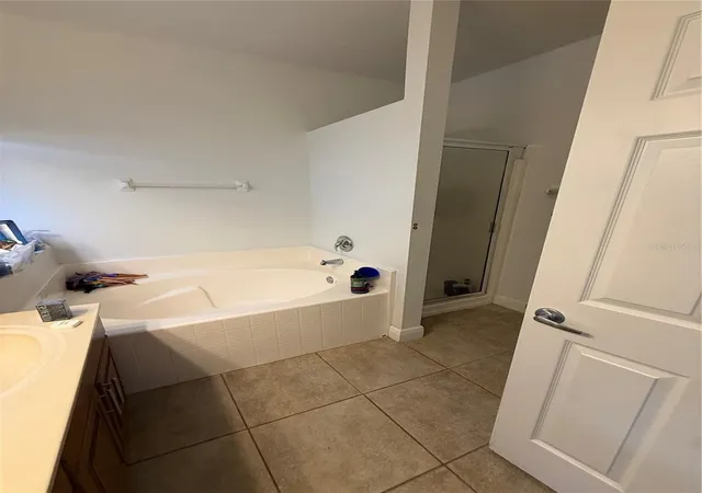 Photo 4 of Single family home for sale at 2268 Victoria Fls Dr, Orlando, FL 32824 | MLS# S5150090 | Listing updated on 2026-09-25