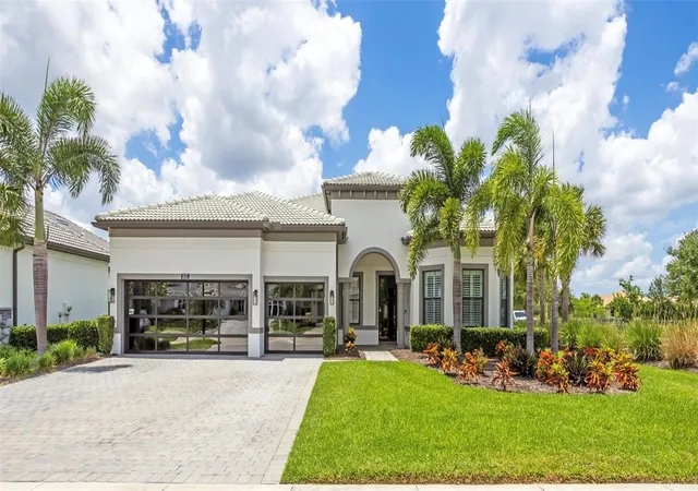 Photo 1 of Single family home for sale at 825 Seascape Pl, Sarasota, FL 34240 | MLS# A4693930 | Listing updated on 2026-10-14