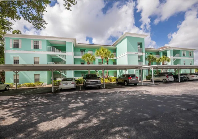 Listing Photo 3 - Condo for sale in building located at 19385 Water Oak Dr, PORT CHARLOTTE, FL 33948 - Unit #301