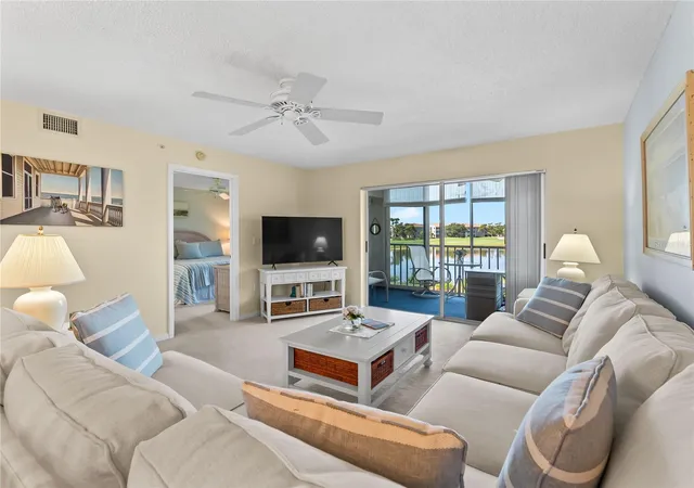 Photo 3 of Condo for sale at 9330 Clubside Cir #3207, Sarasota, FL 34238 | MLS# N6144372 | Listing updated on 2026-08-23